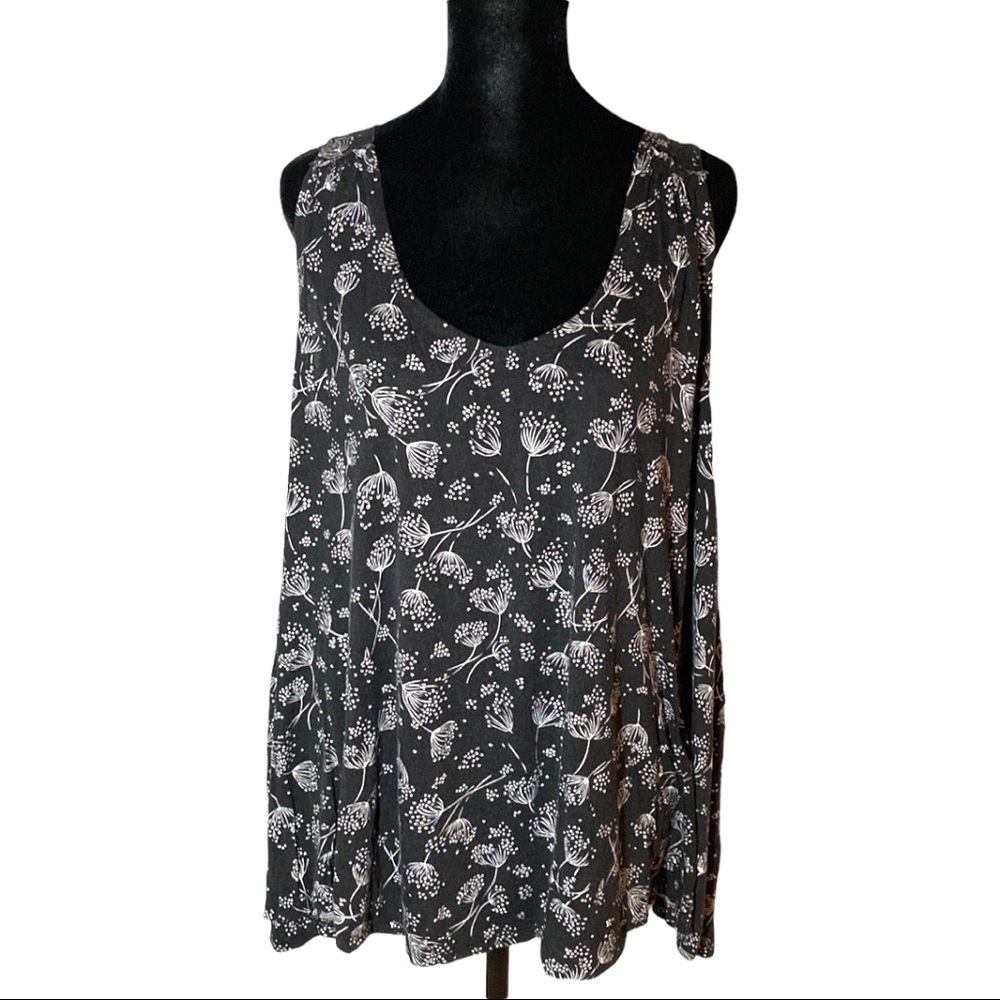 B&W Summer Tank